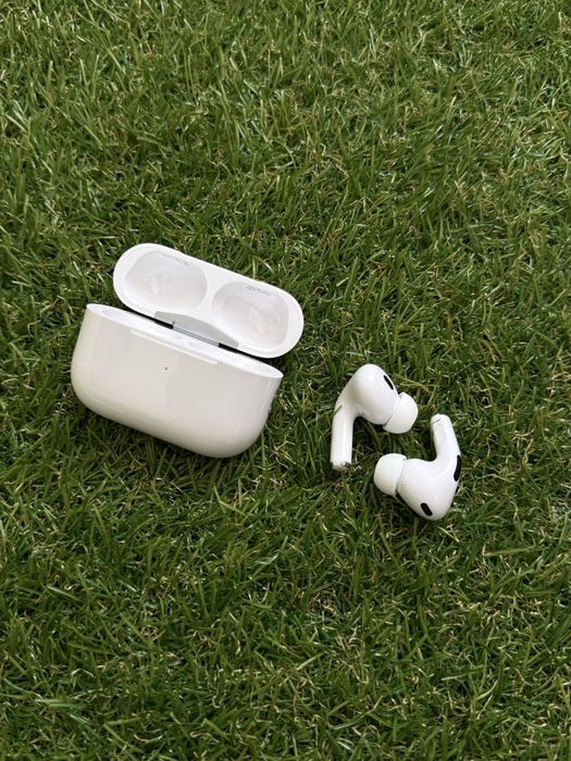 Apple AirPods Pro 2