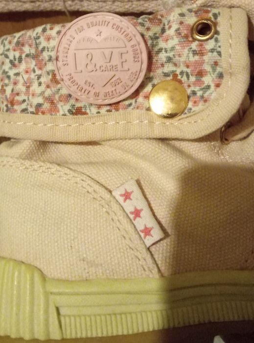 Ботинки на девочку