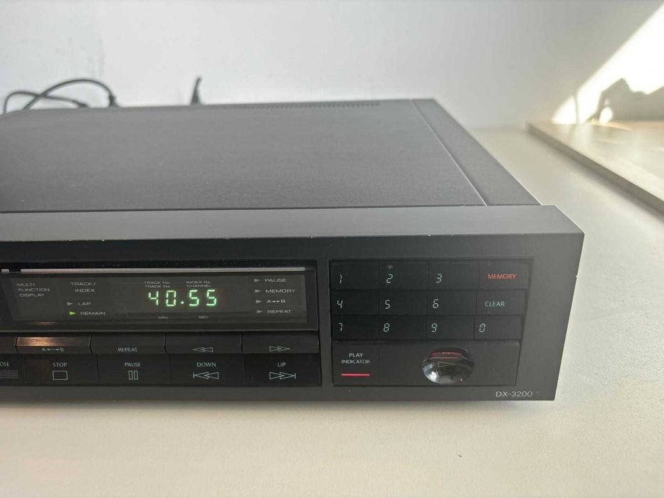 CD  Player Onkyo DX-3200