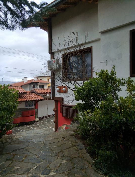 Продава се Къща в Сапарева баня - 400 кв.м за 765 €/кв.м - Снимка #2