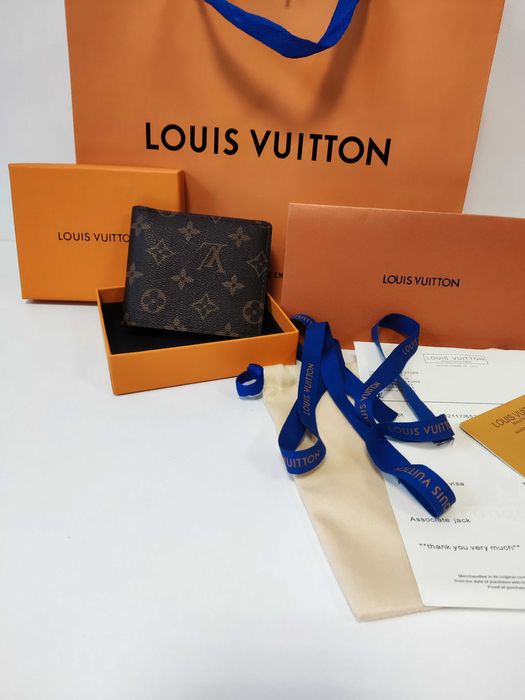 În stoc Portofel pentru bărbați Louis Vuitton