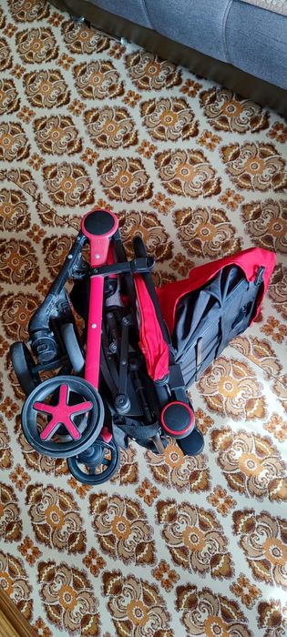 Детская прогулочная коляска cicco
