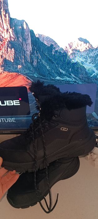 Отдам вещи и обувь на девочку