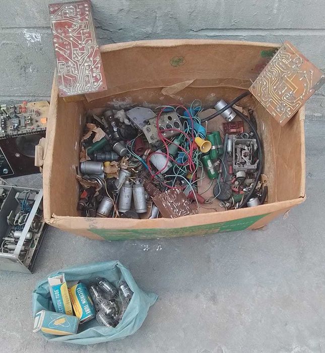 Радиодетали различные под разбор оптом