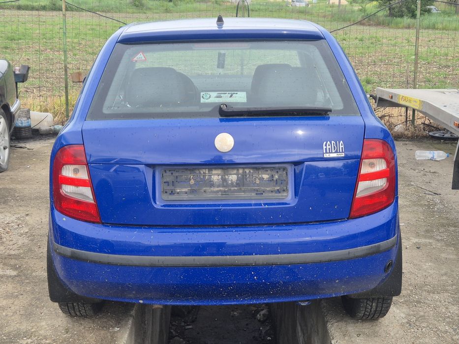 Шкода фабиа 1.4,MPI, бензин на части. Skoda fabia.