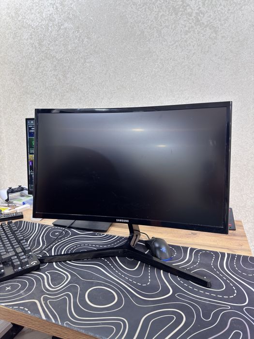 Продам игровой монитор samsung 144гец