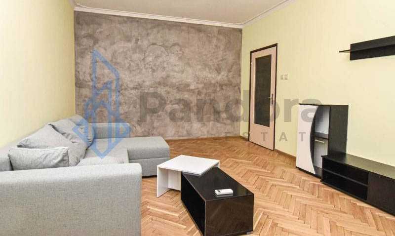 Дава се под наем Тристаен апартамент в София, Редута - 117 кв.м за 600 € - Снимка #1