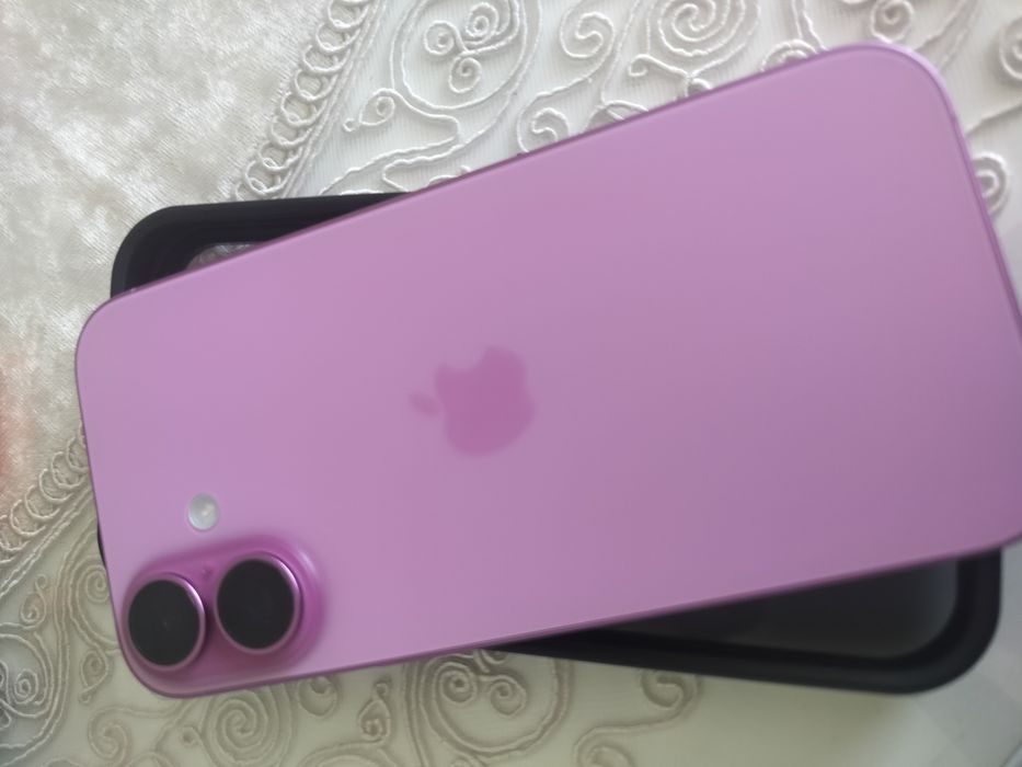 iPhone 16 128GB roz