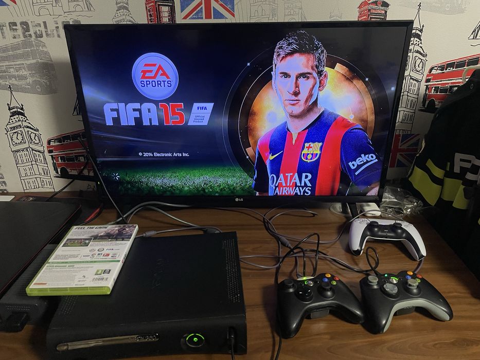 Xbox 360 elite 120 gb + 13 jocuri + 2 manete