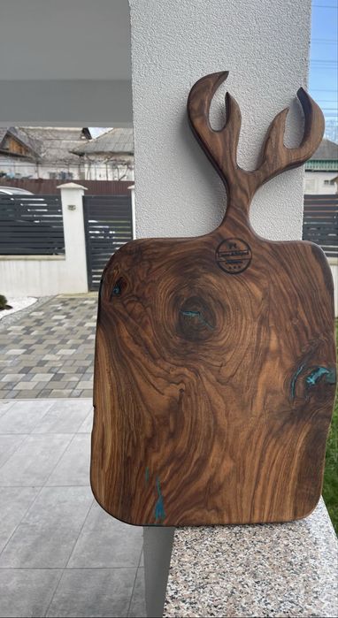 Docatoare si tavi de servire