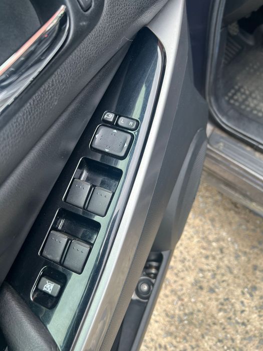 Mazda cx7 4x4 An 2011 km 154000 Normal de poluare euro 5