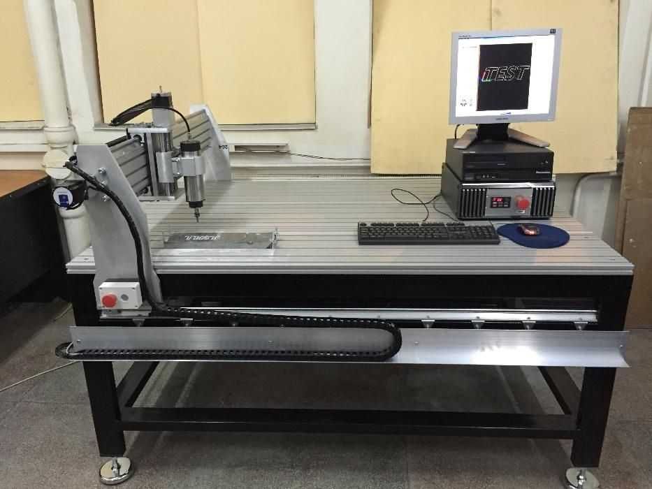 Realizam Utilaje CNC - Echipamente cu comanda numerica