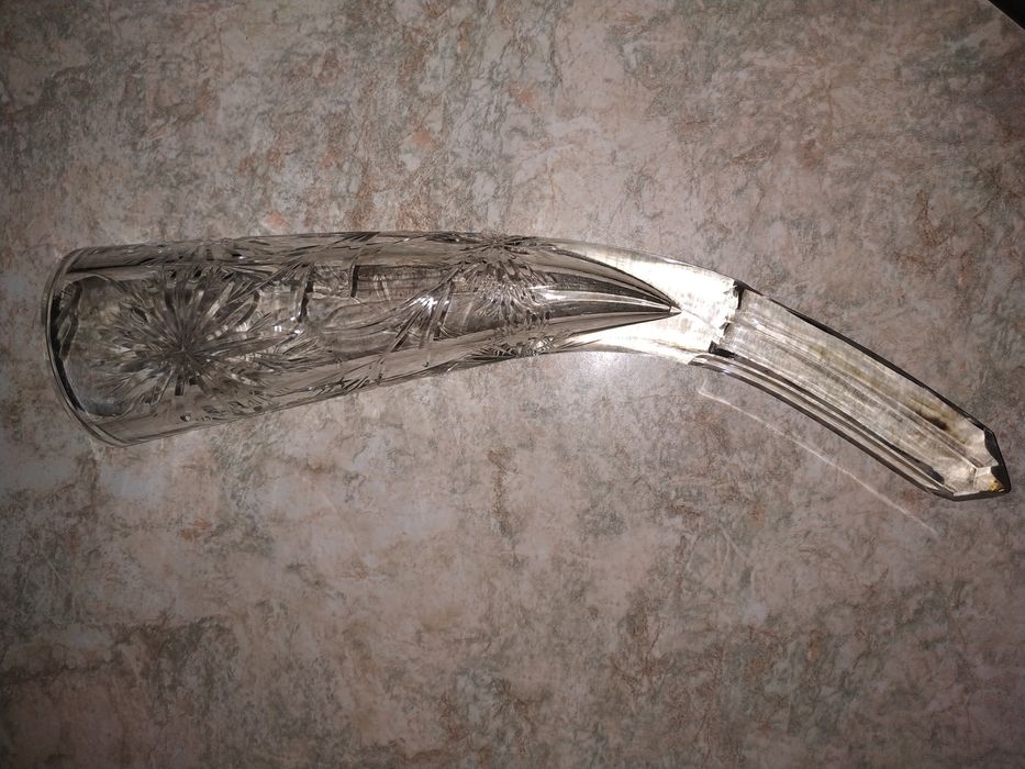 Хрустальный рог для вина