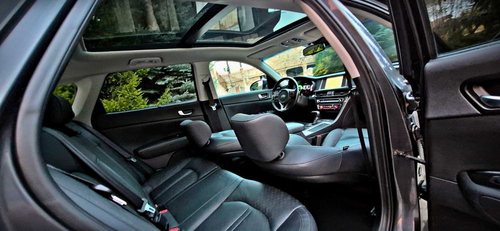 Kia Optima PLUG-IN Hybrid Executive