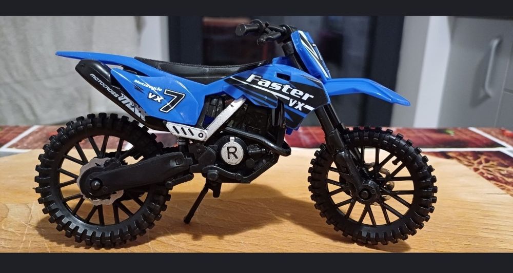 Motocicleta Motocross scara 1:12