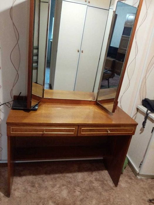 Винтажное трюмо (СССР) пр. Белоруссия