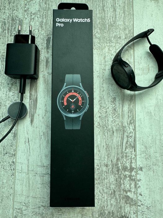 Смарт - часы Samsung GALAXY WATCH 5PRO