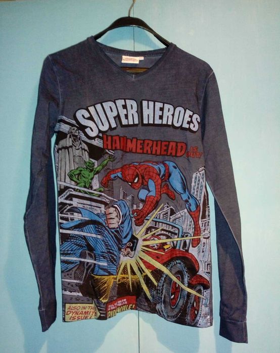 Детски боти Converse и Quechua + момчешка блуза Spiderman- като нови