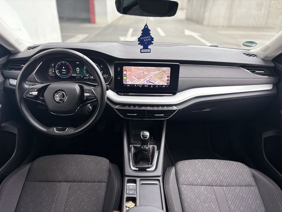 Skoda Octavia//First Edition//Lane Assist/Volan incălzit/Scaune cu memorie/Blind Spot/Banchetă spate incălzită