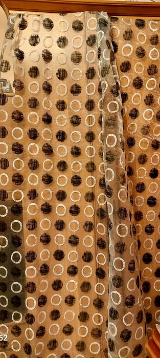Продавам пердета