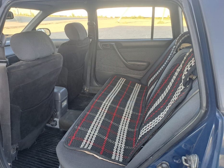 Toyota Carina E 1995