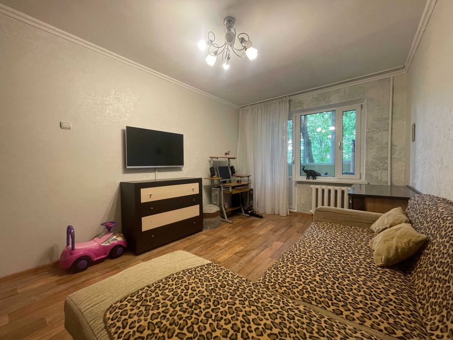 Продаётся 2 ком квартира на Абая - Ауэзова