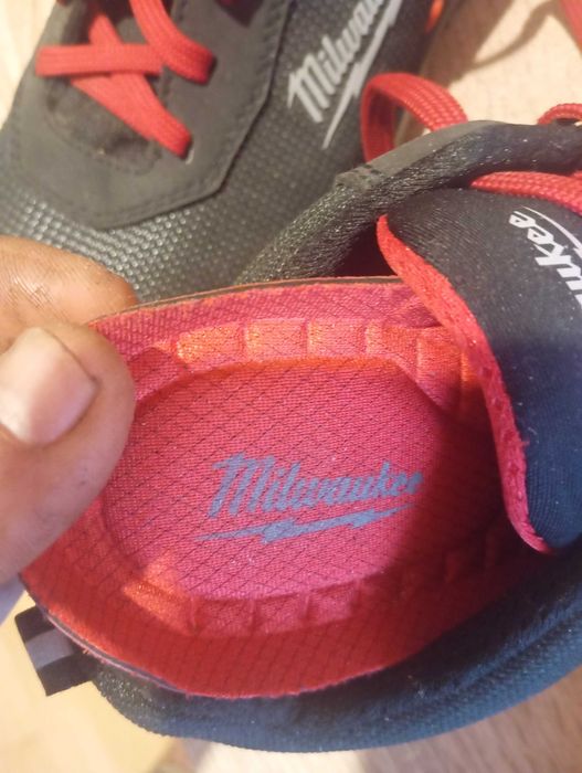 Нови.Mikwaukee 42,43