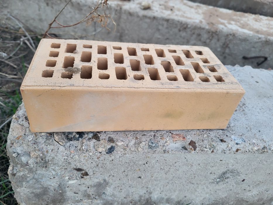 Продам облицовочный кирпич