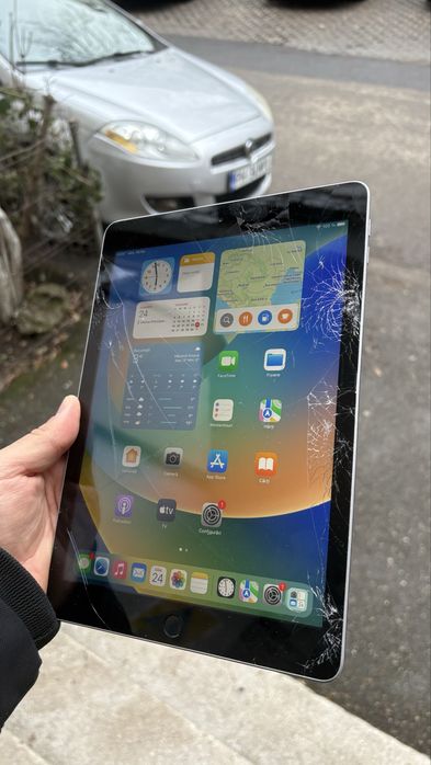 iPad 5 A1822-Neverlock-32GB-Amprenta Functionala-Vezi Descrierea Anunt