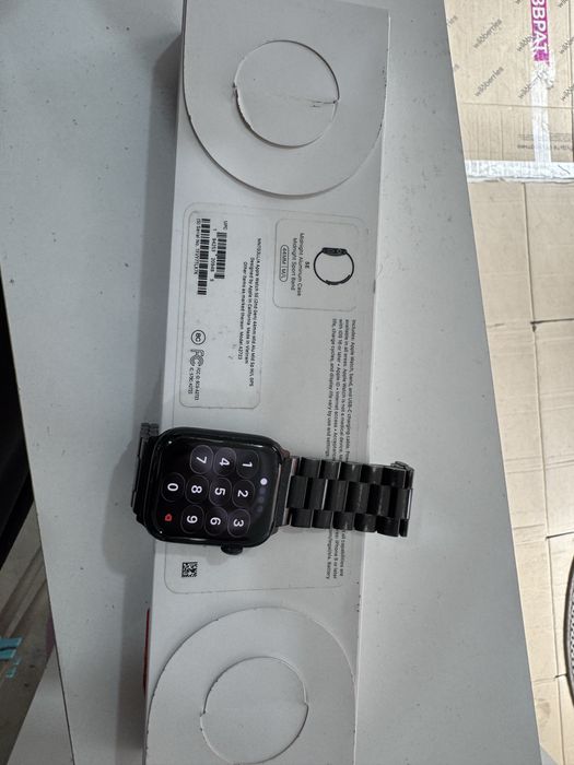Продам часы Apple Watch SE 2