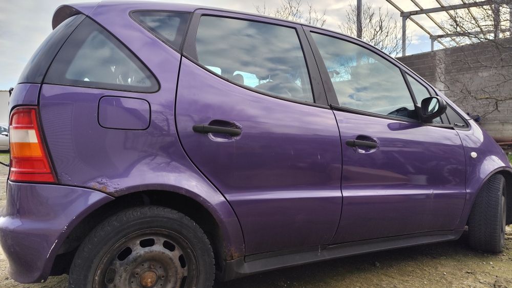 Мерцедес на части