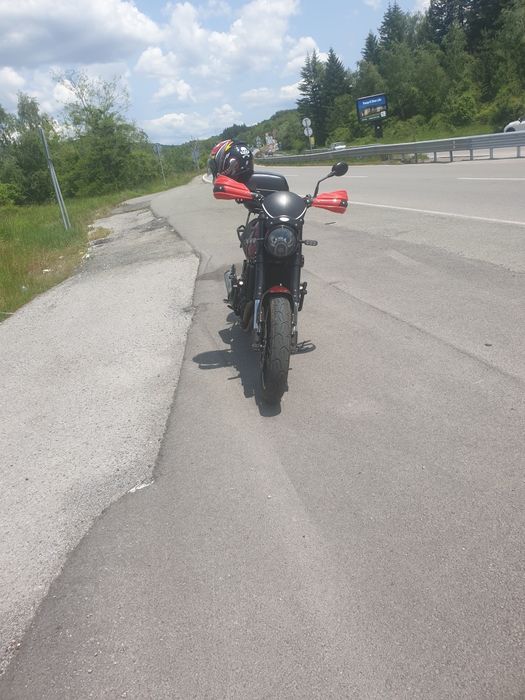 Продавам мотор бенели