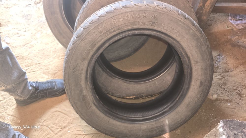 Срочно продам шины