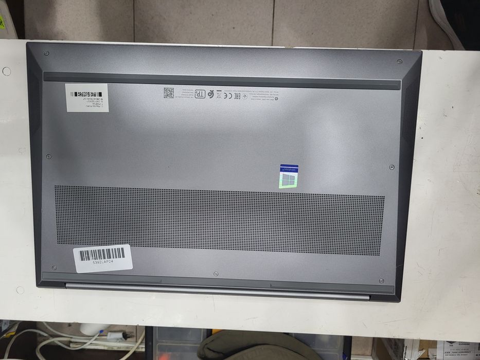 Laptop 32gb 512 stocare