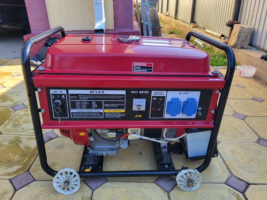 Бензиновый Генератор