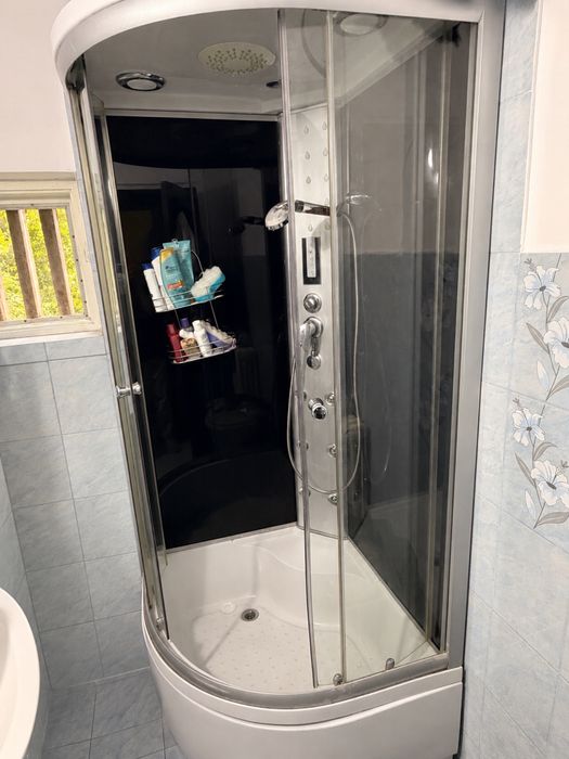 Cabină de duș cu hidromasaj+lavoar
