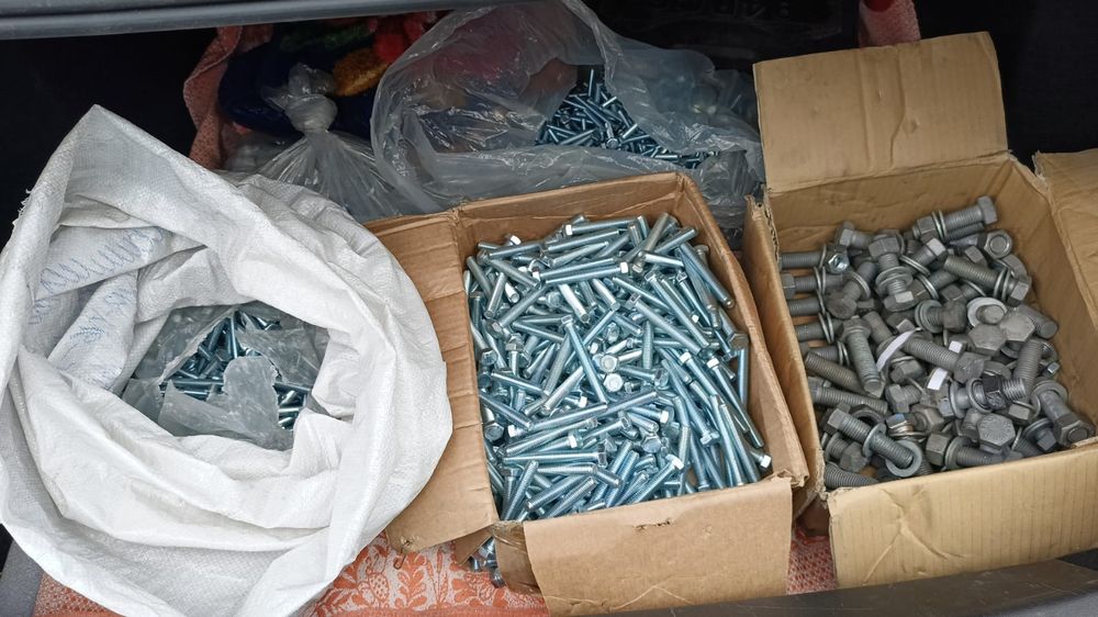 Продам метизы актуальных размеров