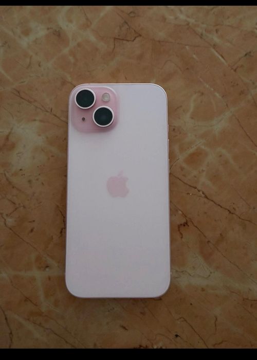 Vând iPhone 15 in stare perfecta