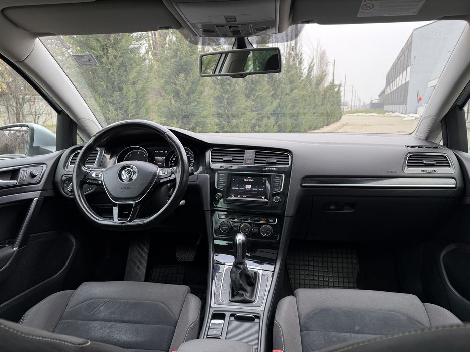 Volkswagen Golf 7 2.0 Tdi 150 CP DSG Lounge Bi-Xenon Led Panoramic