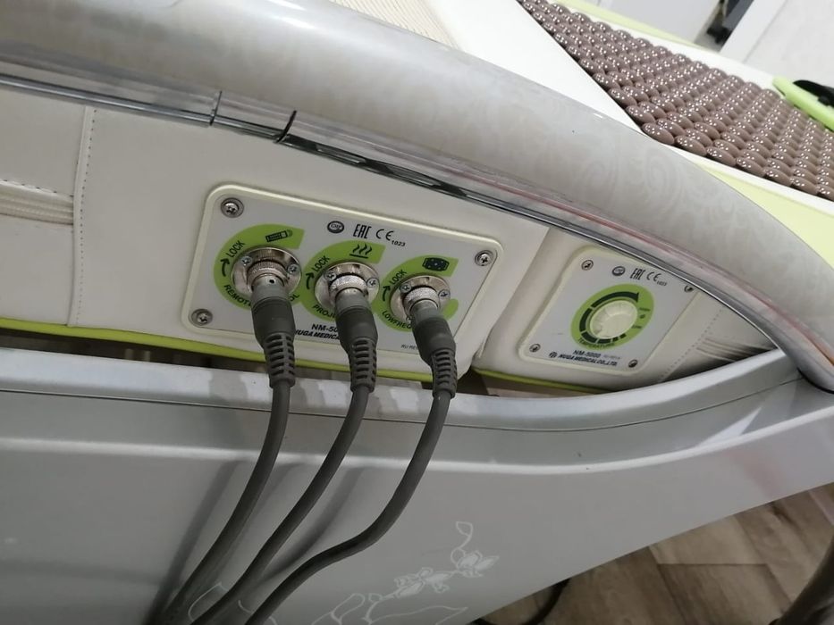 Продам массажный кровать