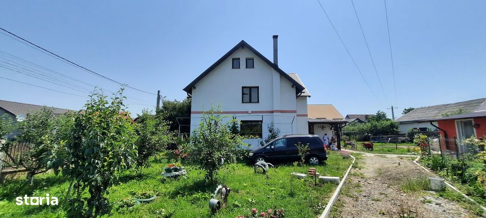 Casa cu etaj in Catamarasti Deal