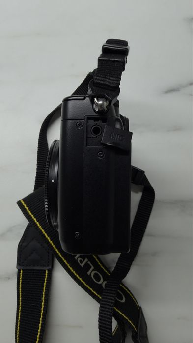Nikon Coolpix P7000
