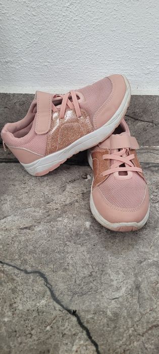 Adidasi fetite nr 30