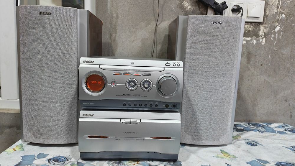 Музикалний центр SONY
