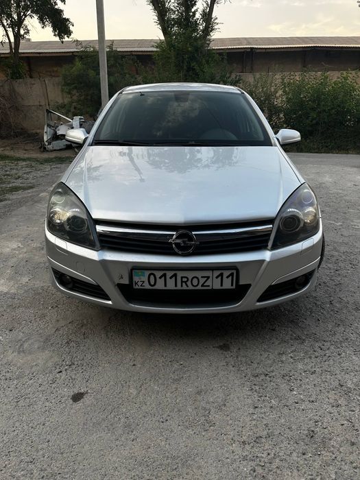 Opel Astra H 2006 год