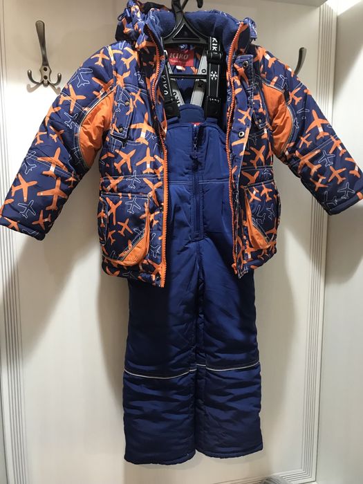 Продам комбинезон детский