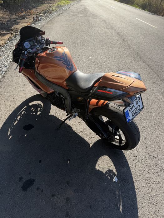 Suzuki GSX R 600 K8