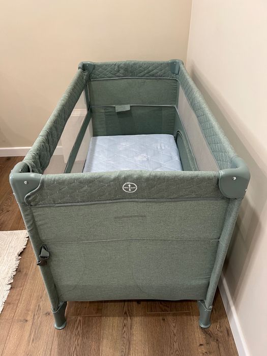 Детский кровать7777