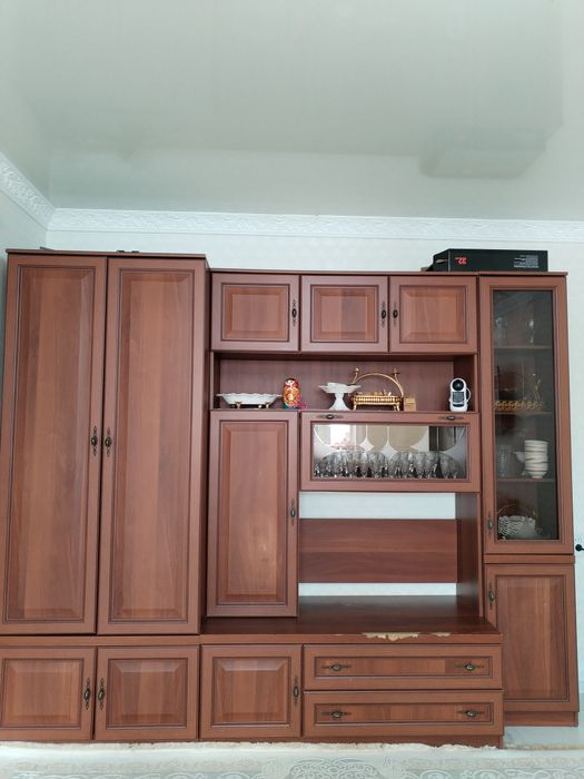 Продам стенку 50000 тенге