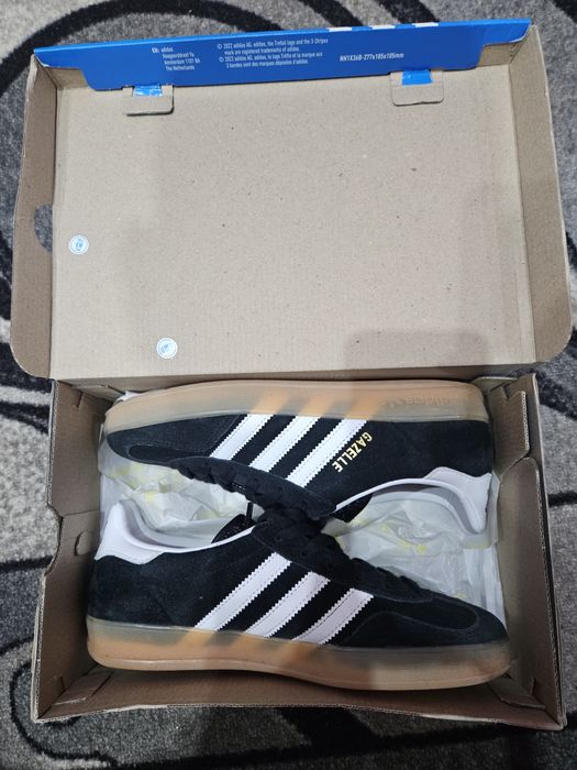 Adidas gazelle indoor
